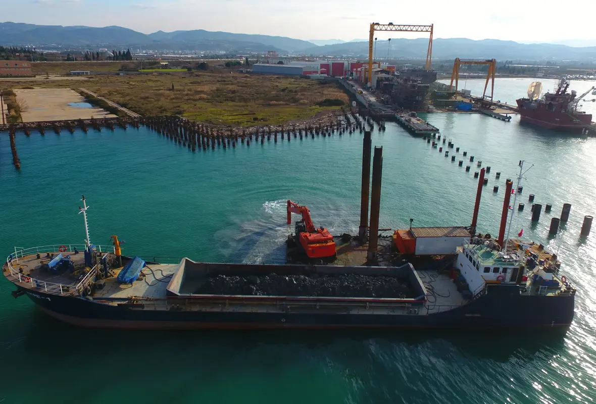 ALTINOVA TERSANESİ DENİZ DİBİ TARAMA PROJESİ-1.webp