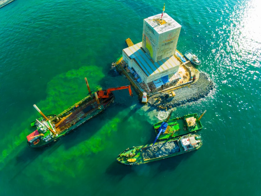 Jetty Construction & Rock Filling 