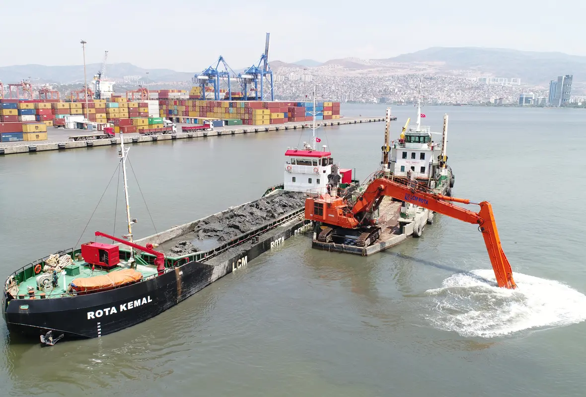 TCDD İZMİR ALSANCAK LİMANI DENİZ DİBİ TARAMA PROJESİ-5.webp