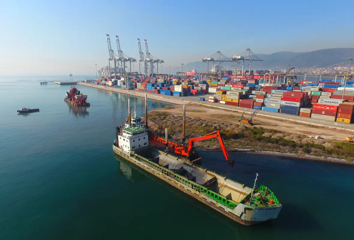 YARIMCA OYAKPORT LİMANI DENİZ DİBİ TARAMA PROJESİ-3.webp