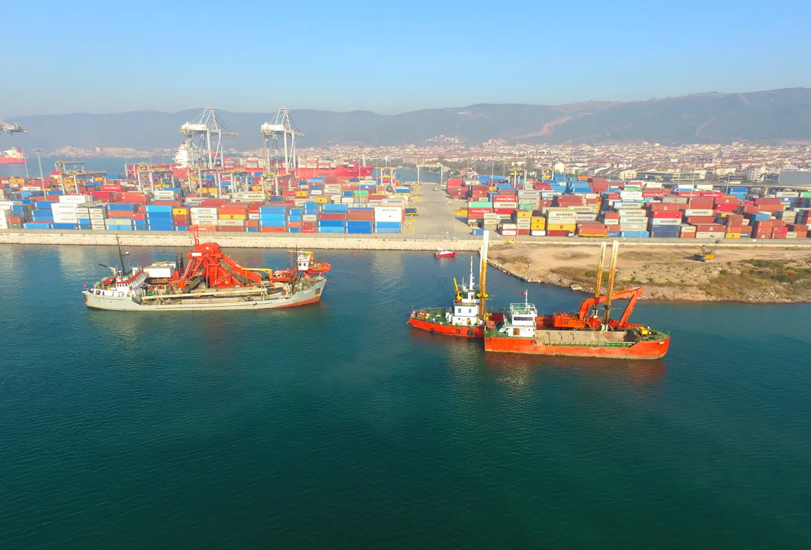 YARIMCA OYAKPORT LİMANI DENİZ DİBİ TARAMA PROJESİ-4.webp